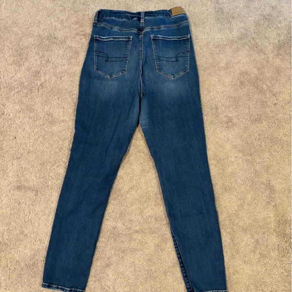 American Eagle Distressed Skinny Jeans - Size 12 - Next Level Stretch - Picture 1 of 3